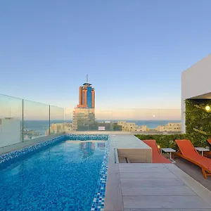 3* Hotel V